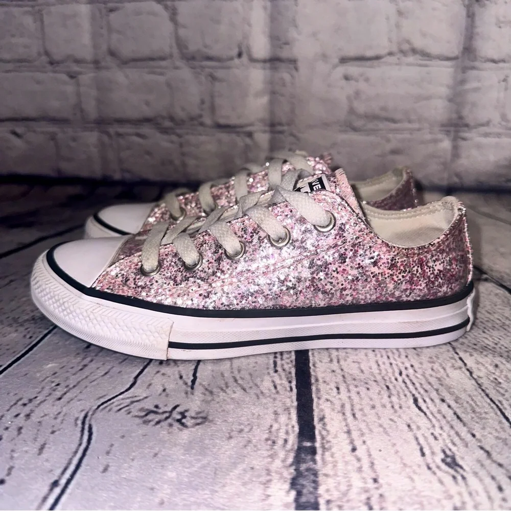 Converse pink glitter